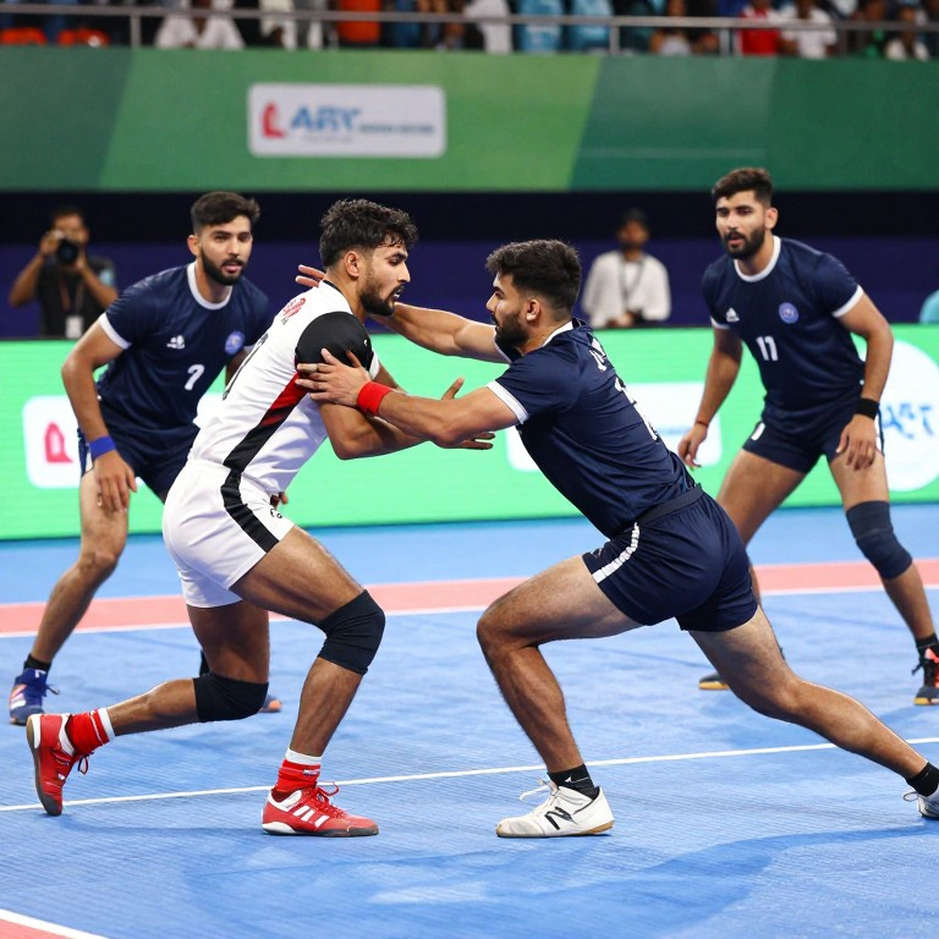 কমনওয়েলথ কাবাডি চ্যাম্পিয়নশিপ ২০২৬: লোগোর নিচে যে ফাঁকা টেরেসটা এখনো কথা বলে