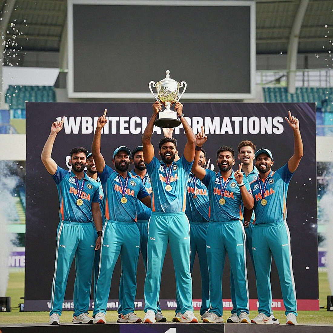 খালি স্কোরবুকের শব্দ: ক্রিকেট ডেটা, অনুপস্থিতি আর ব্লকচেইনের অপরিবর্তনীয় সত্য