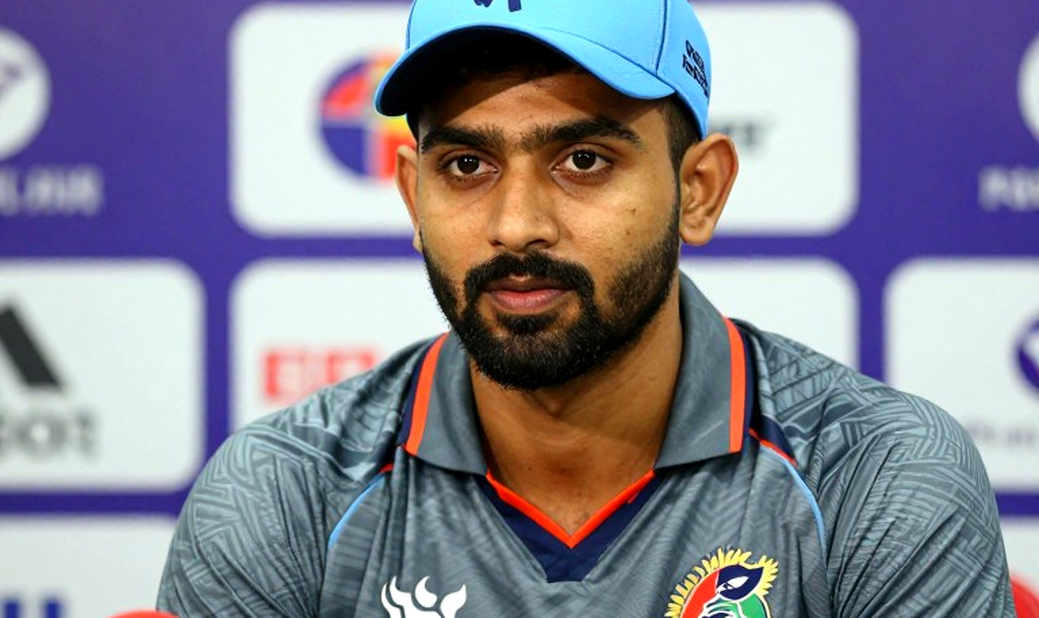 আঙ্কিত বাওনের ২৫তম সেঞ্চুরি: রঞ্জি ট্রফির নির্বাচন বাজার ও প্রত্যাশার ব্যবধান