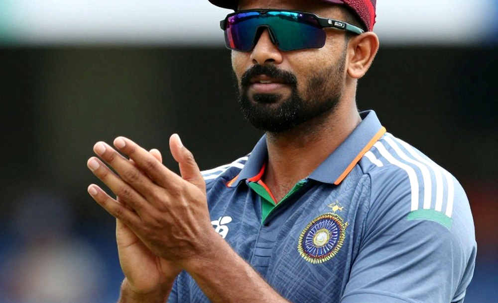 পাকিস্তান টেস্টে নিসাঙ্কা নেই: শ্রীলঙ্কার টপ অর্ডারের গভীরতা আর ওয়ানডে ছন্দের ভুল পাঠ